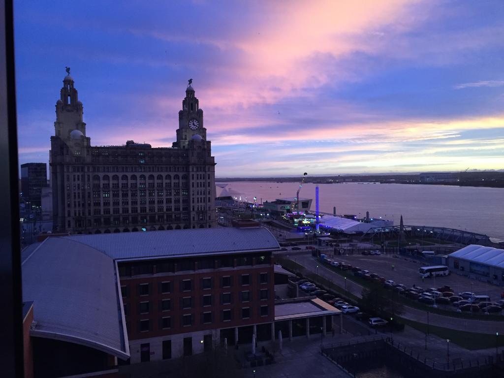 Excelsior Apartments - Liverpool Central - Free Parking - Aircon Luaran gambar