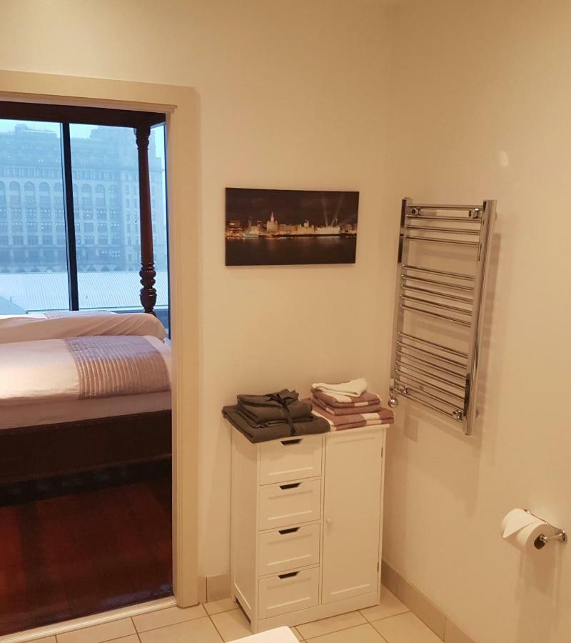 Excelsior Apartments - Liverpool Central - Free Parking - Aircon Luaran gambar